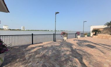🏡 ¡En venta! Departamento  en Samborondón.