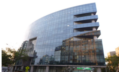 VENDO AMPLIA OFICINA EN EXCLUSIVO EDIFICIO EMPRESARIAL DE SAN ISIDRO