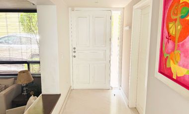 Residencia en Condominio Horizontal en venta en San Jerónimo Lídice, CDMX – Amplios espacios, jardín y 4 recámaras con baño