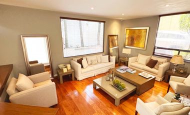 Residencia en Condominio Horizontal en venta en San Jerónimo Lídice, CDMX – Amplios espacios, jardín y 4 recámaras con baño