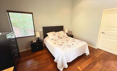 Residencia en Condominio Horizontal en venta en San Jerónimo Lídice, CDMX – Amplios espacios, jardín y 4 recámaras con baño