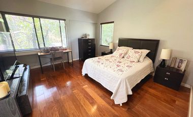Residencia en Condominio Horizontal en venta en San Jerónimo Lídice, CDMX – Amplios espacios, jardín y 4 recámaras con baño
