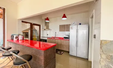 Preciosa Casa En Venta En Pingueral