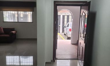 ALQUILO OFICINA URDESA