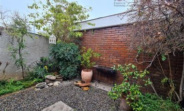Venta Acogedora Luminosa Casa Tabancura Vitacura