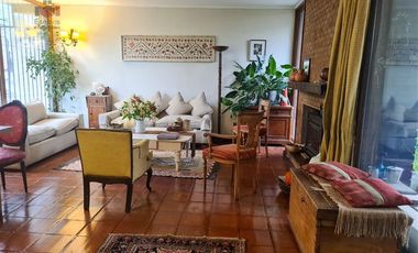 Venta Acogedora Luminosa Casa Tabancura Vitacura