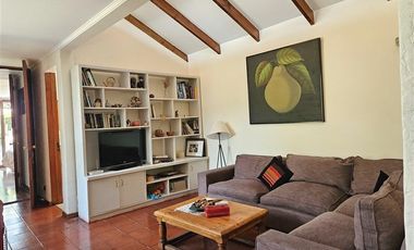 Venta Acogedora Luminosa Casa Tabancura Vitacura