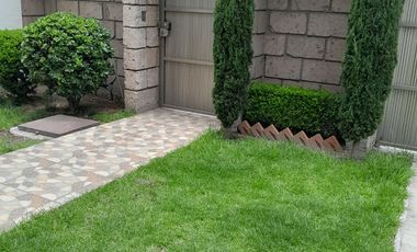 HERMOSA RESIDENCIA EN RENTA.