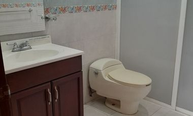 HERMOSA RESIDENCIA EN RENTA.