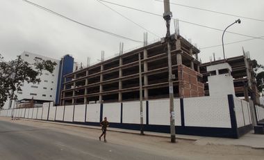 TERRENO-ESQUINA 1,427m2 - LOS CIRUELOS - S.J.L.