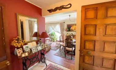 Linda Casa En Venta En Villa Spring Hill