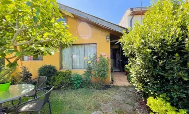Linda Casa En Venta En Villa Spring Hill