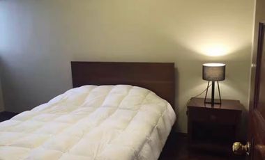 Lindo departamento con excelente vista ala plaza mayor de lima en edificio Pizarro