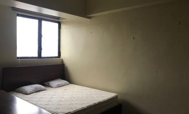 Lindo departamento con excelente vista ala plaza mayor de lima en edificio Pizarro