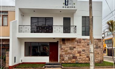 CASA EN VENTA AL COSTADO DE MAKRO CHORRILLOS 220 M2 EN ESQUINA