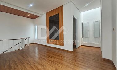 Dijual Cepat Rumah Baru Modern 2 Lantai dalam Perumahan di Bintaro Sektor 9 - Tangerang Selatan