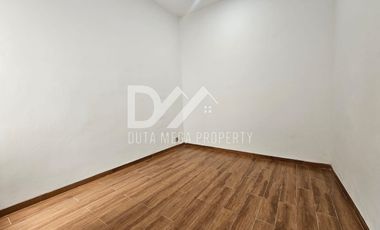 Dijual Cepat Rumah Baru Modern 2 Lantai dalam Perumahan di Bintaro Sektor 9 - Tangerang Selatan