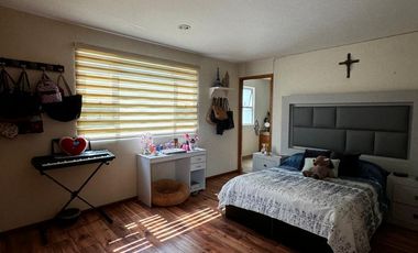 CASA RESIDENCIAL EN CASA DE LAS FUENTES METEPEC