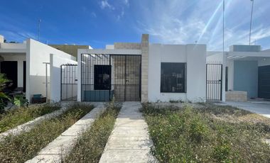 TU HOGAR IDEAL EN PLAYA DEL CARMEN: CASA DE 1 PISO Y 2 RECÁMARAS EN MARSELLA III