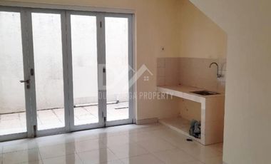 Dijual Cepat! Rumah 2 Lantai di Graha Raya Bintaro – Lokasi Strategis
