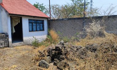 Casa en obra gris de tres recámaras en el Fraccionamiento Granjas Mérida en Temixco, Mor.