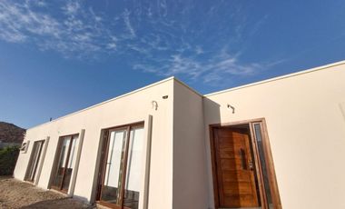 Se arrienda casa en condominio, sector Pan de Azúcar/ cruce La Cantera