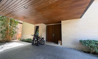 FOR SALE Modern 4BR Townhouse in Kasiyahan Homes, Makati City - OBRH848