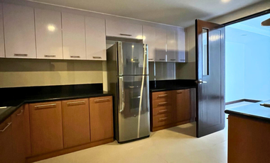 3 Bedroom Condo FOR SALE in One Central Salcedo Village Makati across RCBC Plaza
