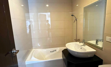3 Bedroom Condo FOR SALE in One Central Salcedo Village Makati across RCBC Plaza