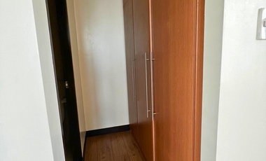 2 Bedroom Condo FOR SALE in One Central Makati across RCBC Plaza
