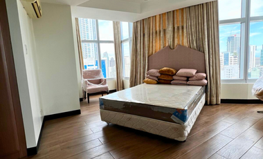 2 Bedroom Condo FOR SALE in One Central Makati across RCBC Plaza
