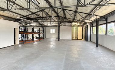 Bodega  en   venta,  Trinidad, Guyabal, Antioquia