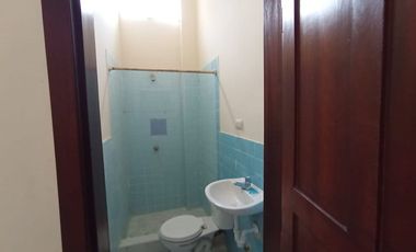 casa rentera de venta en manta zona centro