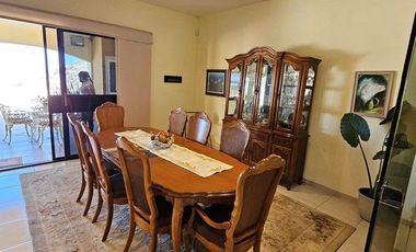 Casa en Privada Residencial con vista al Mar