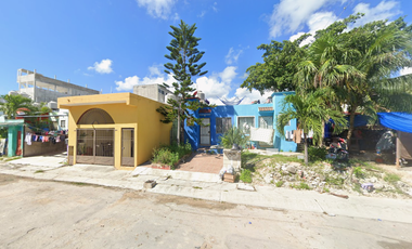 CASA EN CALLE PLAYA ESCONDIDA, PLAYA DEL CARMEN, QUINTANA ROO ¡NO CRÉDITOS!
