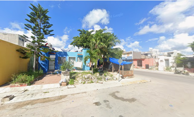 CASA EN CALLE PLAYA ESCONDIDA, PLAYA DEL CARMEN, QUINTANA ROO ¡NO CRÉDITOS!