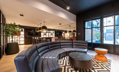 Exclusivo departamento en corazón de Santiago. Edificio Multifamily