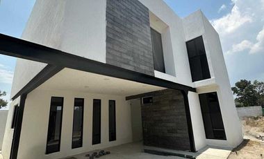 MODERNA CASA EN VENTA ZONA: ATLAHAPA