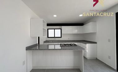 MODERNA CASA EN VENTA ZONA: ATLAHAPA