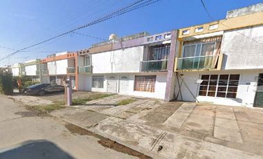 Excelente oportunidad de adquirir casa en Veracruz