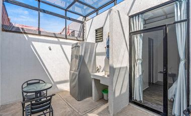 Casa Rocio, Lista para estrenar