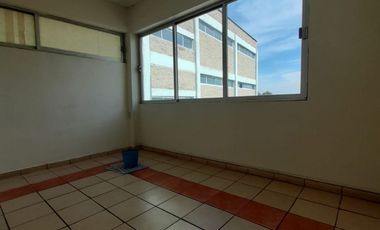 SE RENTA EDIFICIO COMERCIAL COMPLETO O POR PISO EN NICOLAS ROMERO