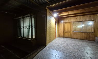 Casa de 3 Dormitorios en La Cruz – Sector Residencial Tranquilo