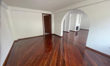 En Renta Cómodo y Amplio Departamento - El Batán