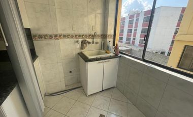 En Renta Cómodo y Amplio Departamento - El Batán