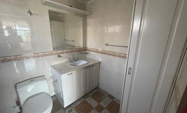 En Renta Cómodo y Amplio Departamento - El Batán