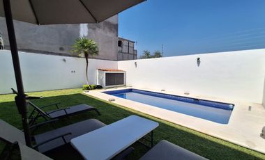 VENTA CASA EN FRACCIONAMIENTO EN TEQUESQUITENGO