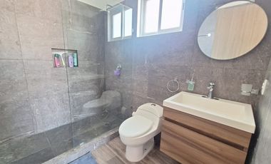 VENTA CASA EN FRACCIONAMIENTO EN TEQUESQUITENGO