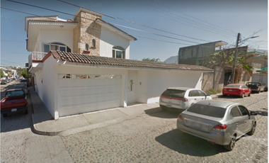 VENTA DE CASA EN PUERTOVALLARTA COL.CENTRO PITILLAL