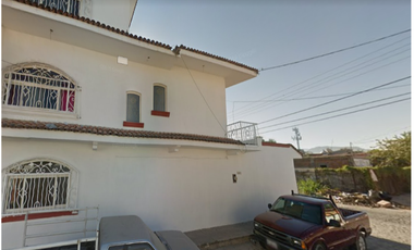 VENTA DE CASA EN PUERTOVALLARTA COL.CENTRO PITILLAL